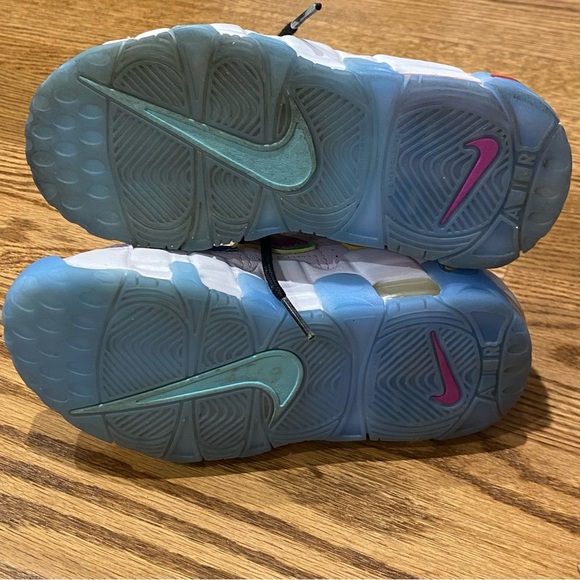 Nike Air More Uptempo 
'Mix n Match' DH0828-500 size 1 youth - Picture 7 of 9